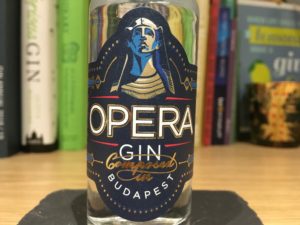 Opera gin label